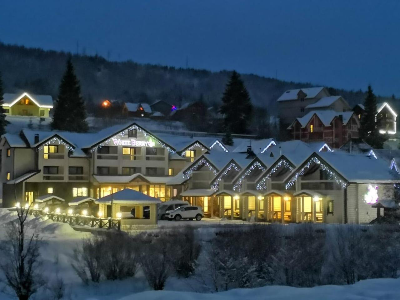 Whiteberry Hotel 布克维 外观 照片